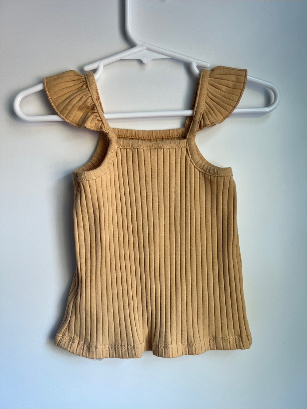 pl.baby “Little Honey” Ribbed Flutter Sleeve Tank | 12M - Picture 3 of 4